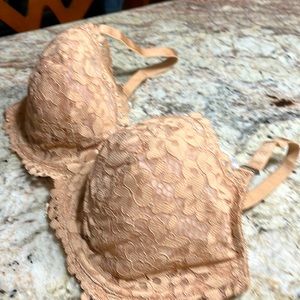 Victoria Secret new with tags tan lace underwear bra